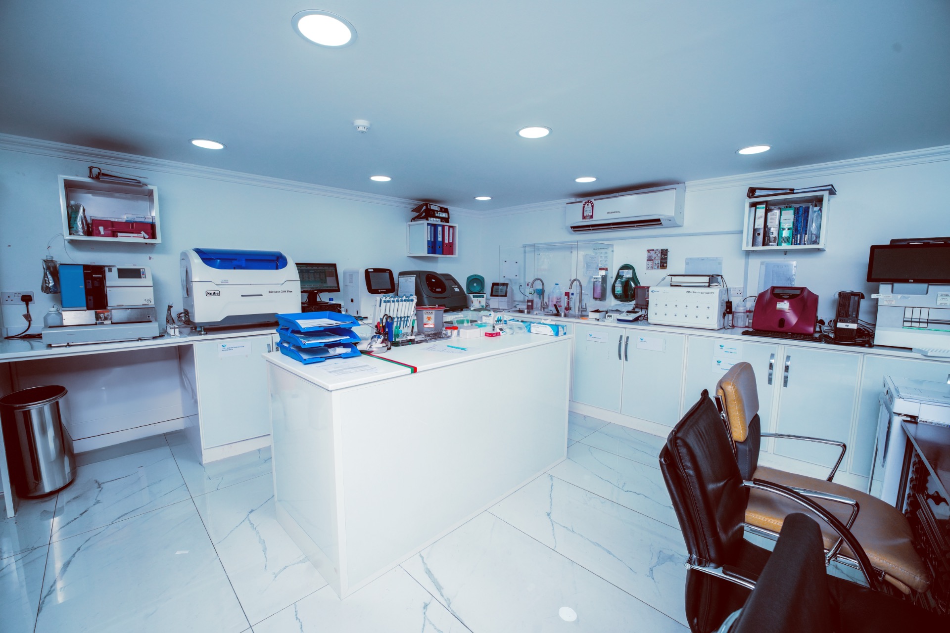 gallery img